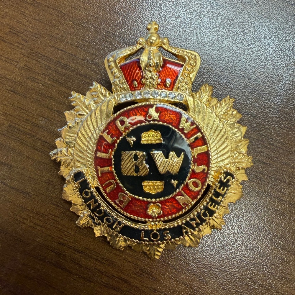 Butler & Wilson Crest Brooch Gold Tone Red Black Enamel Crown Crystal 20822